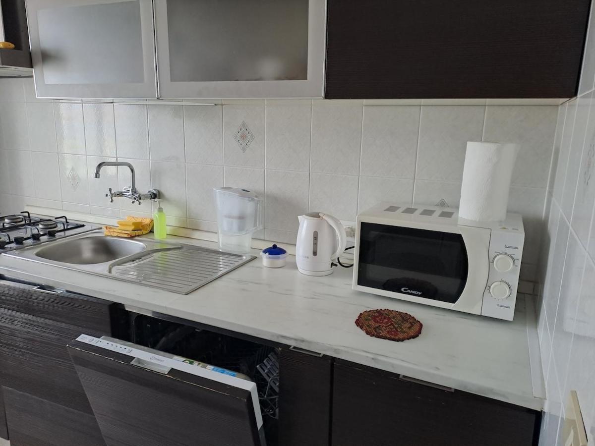 Appartamento Vista Mare ลาดิสโปลี ภายนอก รูปภาพ