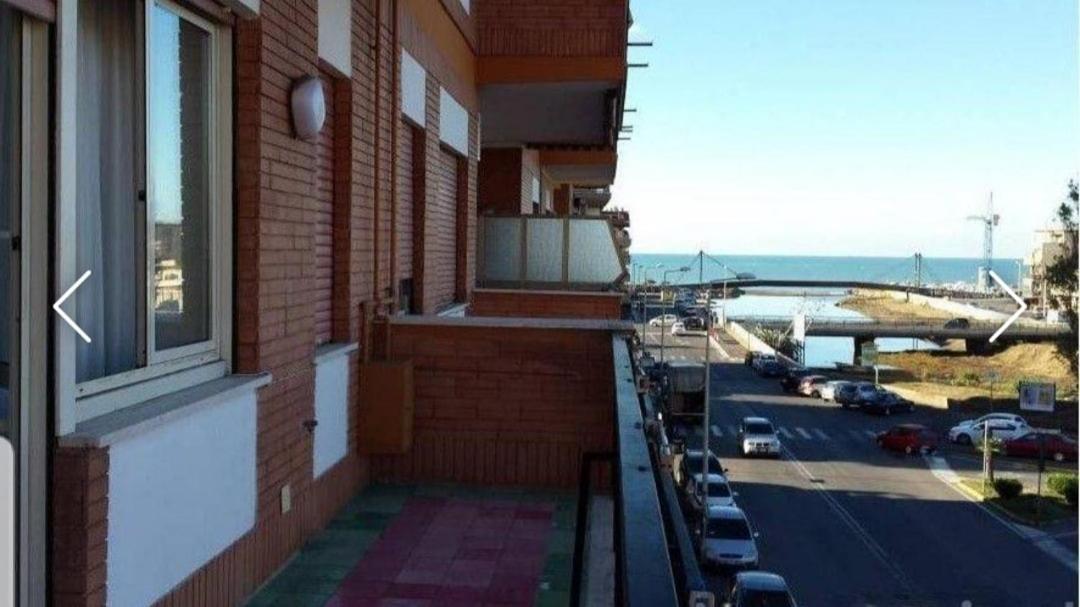 Appartamento Vista Mare ลาดิสโปลี ภายนอก รูปภาพ